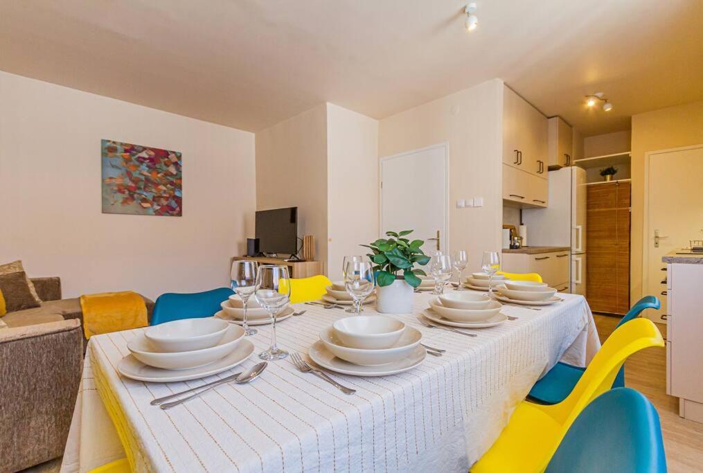 Roomy Apartment 80Sqm At City Center Free Parking Space, Ac & Balcony Budapeszt Zewnętrze zdjęcie