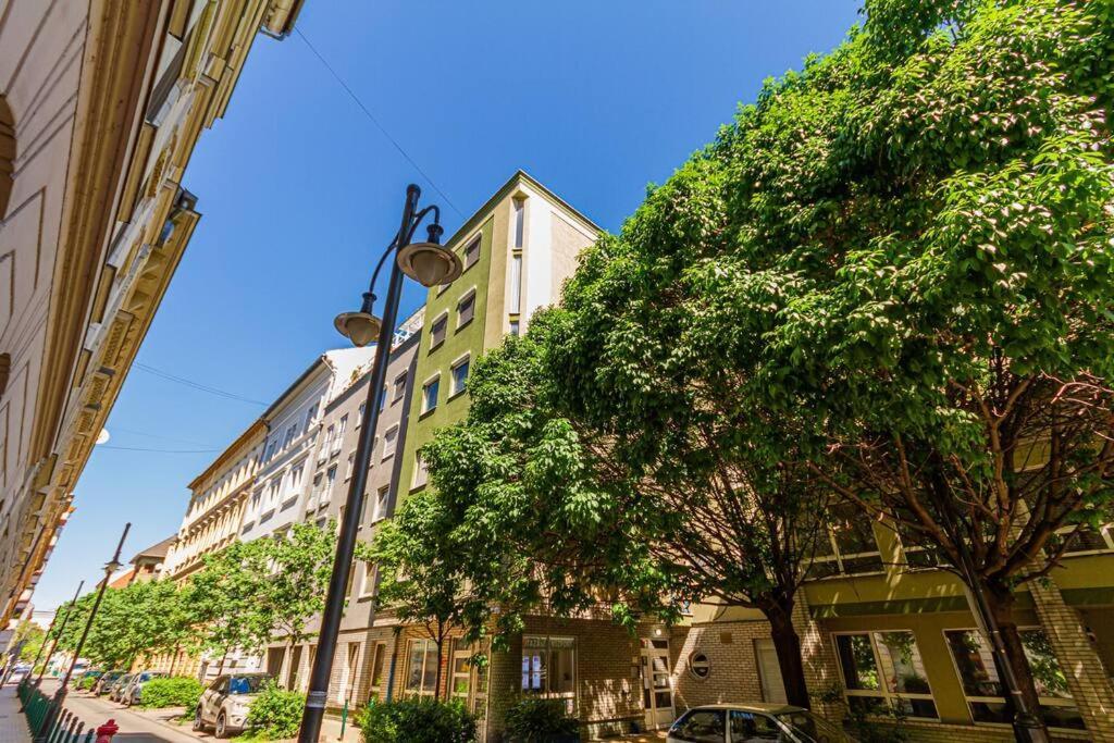 Roomy Apartment 80Sqm At City Center Free Parking Space, Ac & Balcony Budapeszt Zewnętrze zdjęcie
