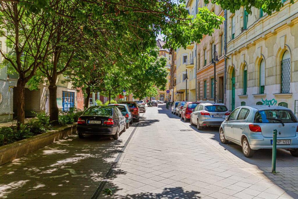 Roomy Apartment 80Sqm At City Center Free Parking Space, Ac & Balcony Budapeszt Zewnętrze zdjęcie